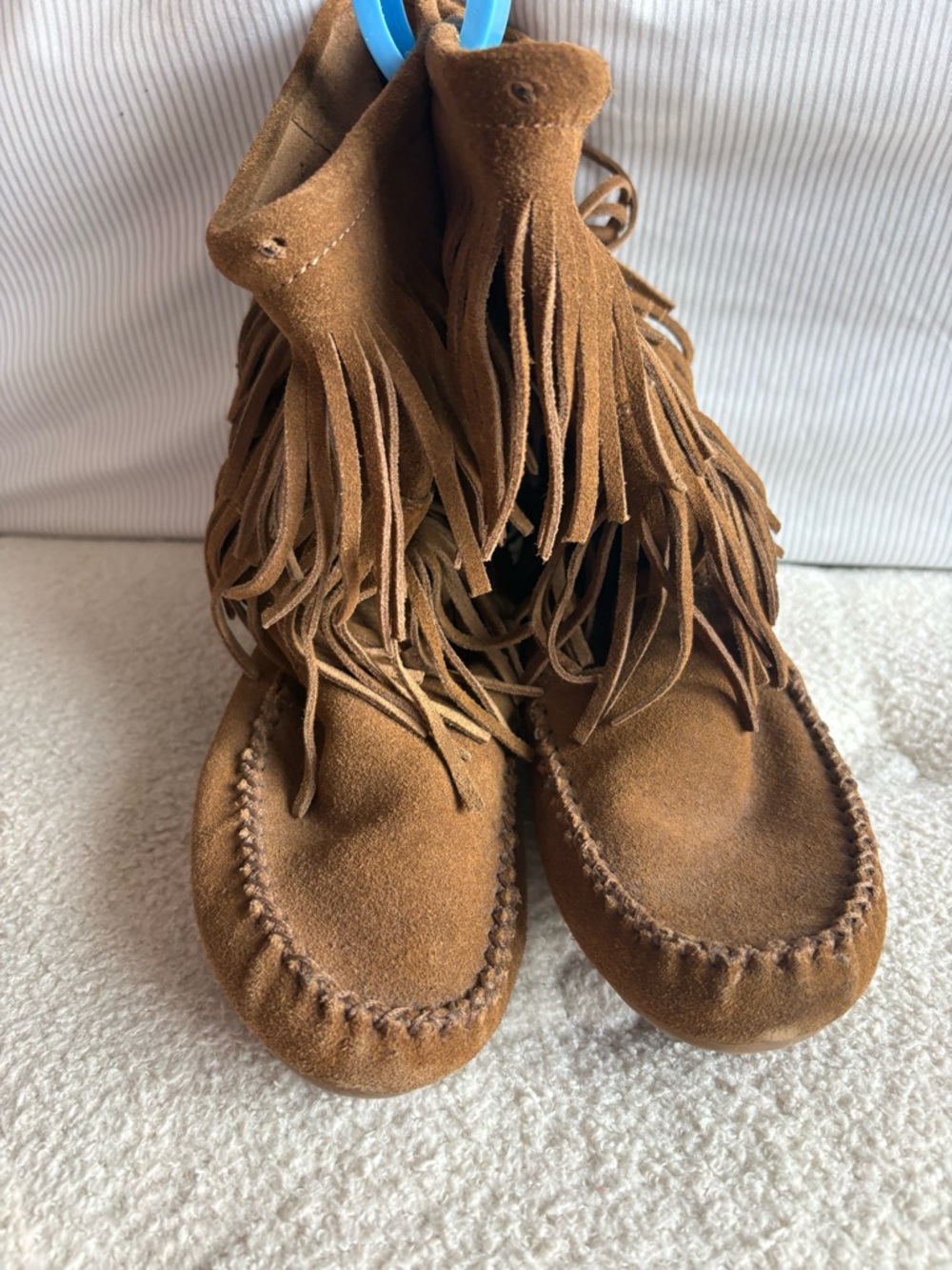 Minnetonka Brown Suede Fringe Moccasin Boots